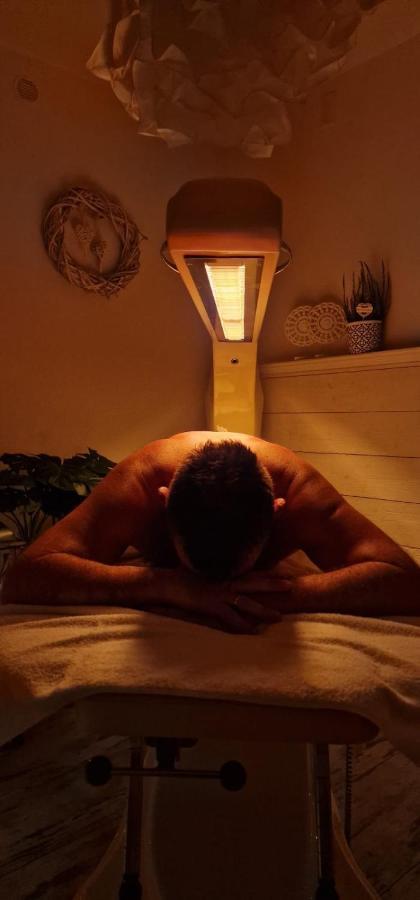 Sauna Jacuzzi Romantyczny Dla Pary Z Prywatnym Apartment Zielona Gora (Lubuskie)