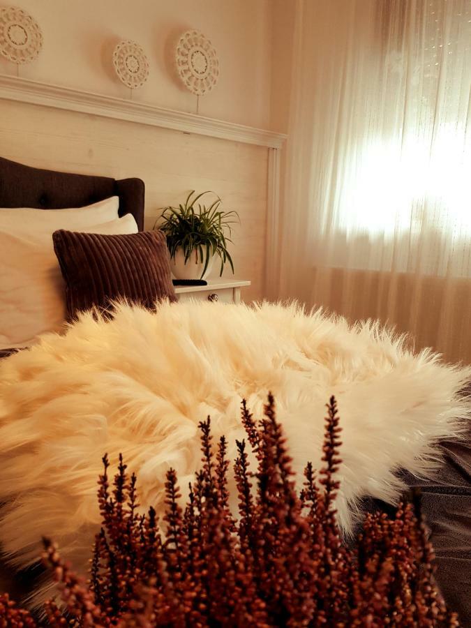 Sauna Jacuzzi Romantyczny Dla Pary Z Prywatnym Apartment Zielona Gora (Lubuskie)